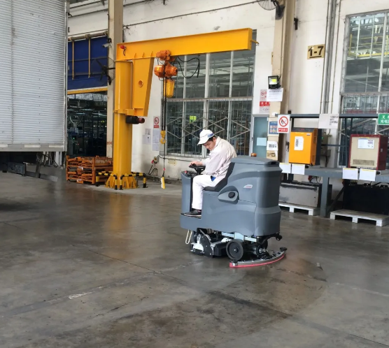 高美洗掃一體機(jī)，助力工廠地面高效清潔